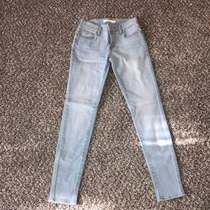 Levi’s 710 Super Skinny